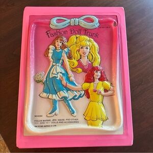 Vintage 80s 3D Fashion Doll Trunk Pink Tara Toy Corp.